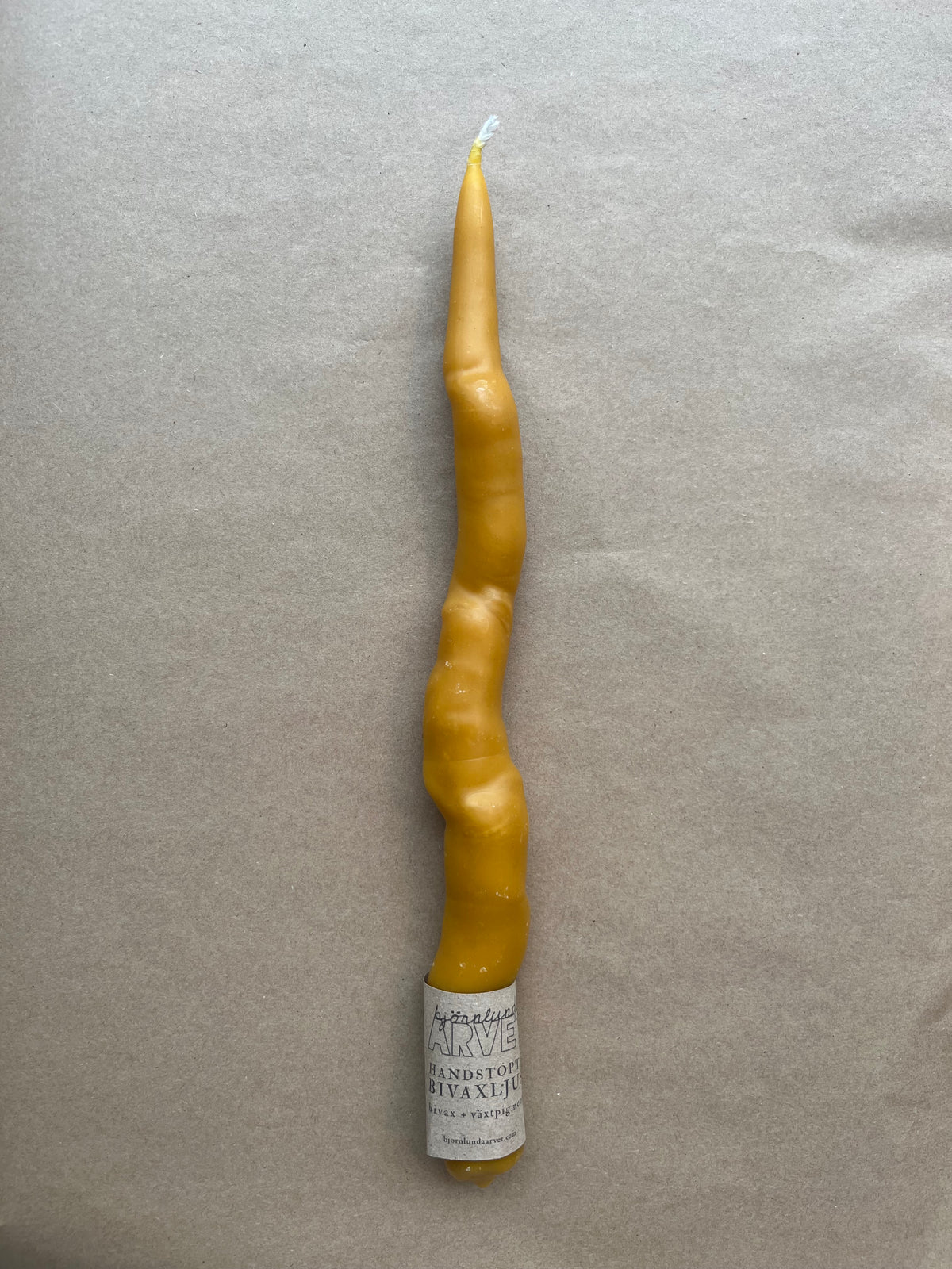 Beeswax candle knotty Thunder