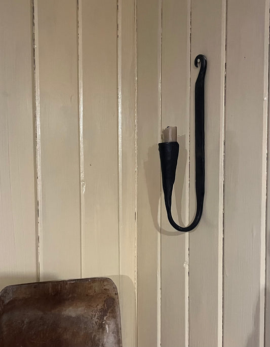 Väggljusstake handsmidd