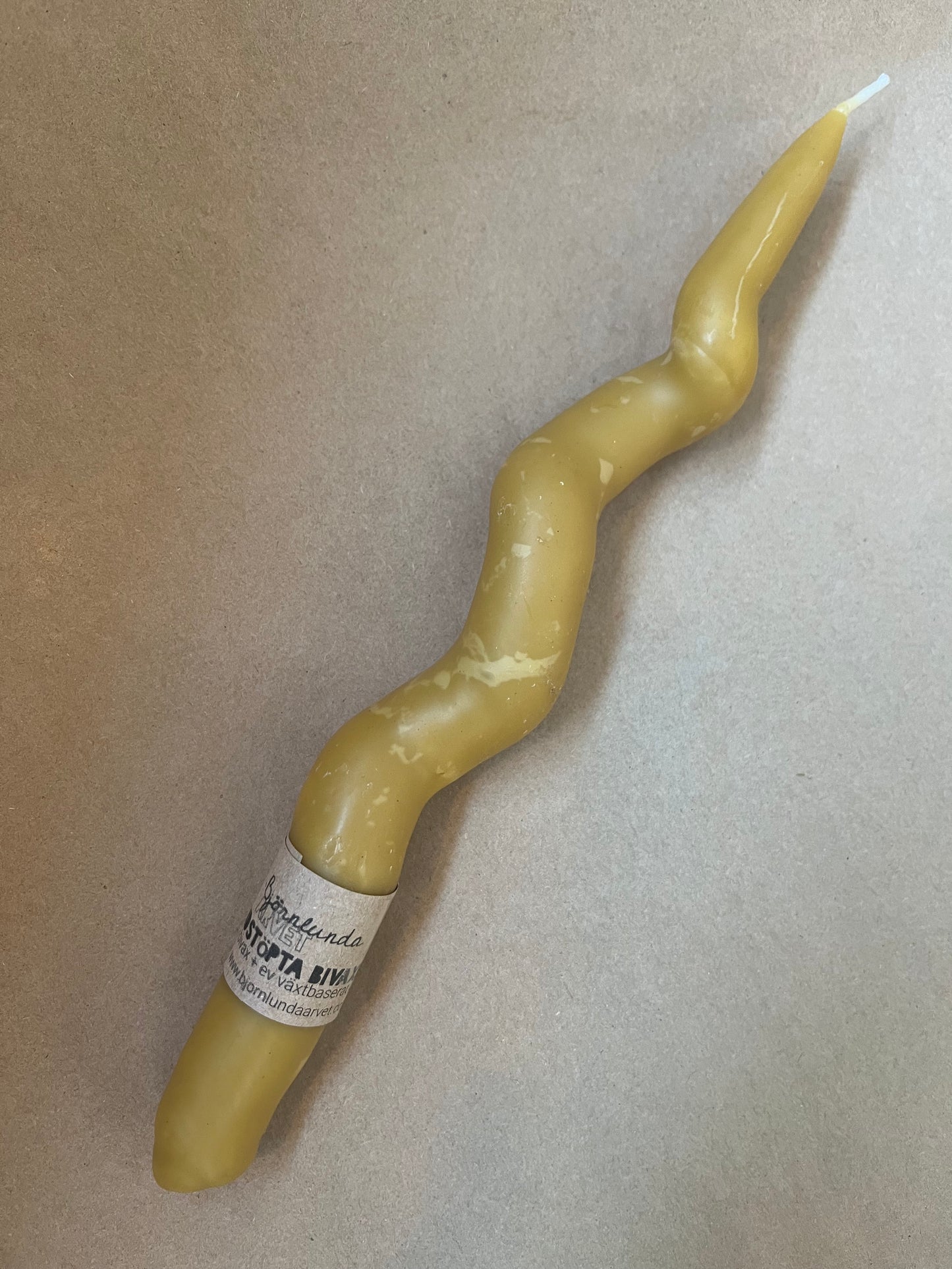 Beeswax candle knotty Thunder